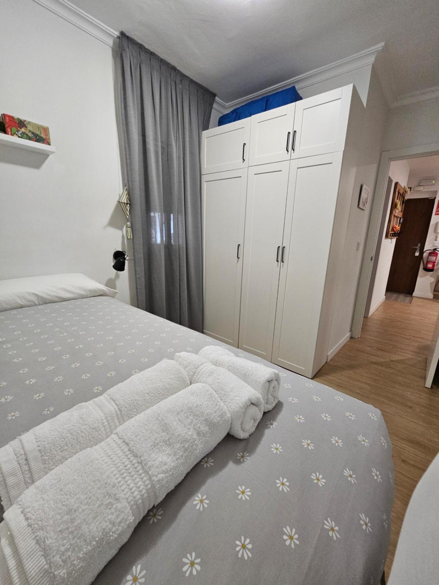 Apartamento Triana Apartment Seville Exterior photo